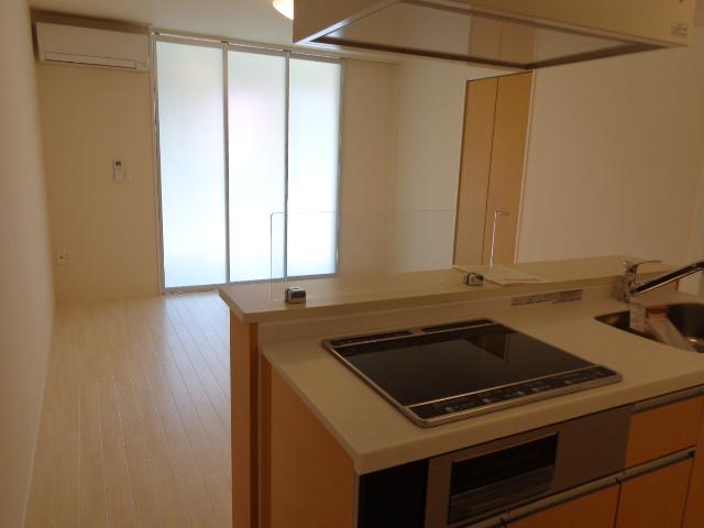 ヴェルジェ　コリーヌ（Ｖｅｒｇｅｒ　Ｃｏｌｌｉｎｅ） リビング