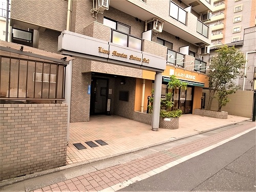 ライオンズマンション練馬第２4階 エントランス外観　※前回募集時2020年4月撮影