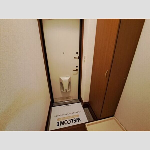 セイポート上大岡 玄関