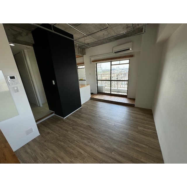 セントラルビル702号室 内観