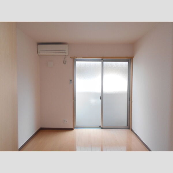 フェニックス霞102号室 洋室