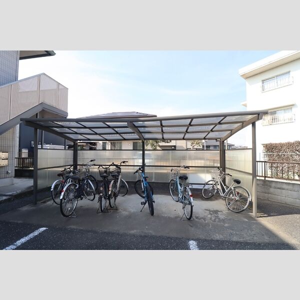 レオン　B101号室 駐輪場