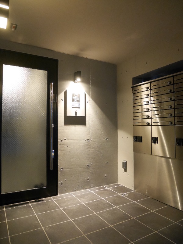 HW.HILLS(新大橋)4階 エントランス