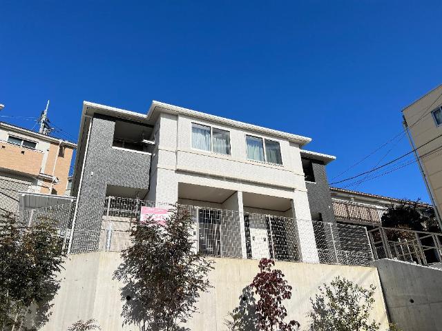 クレセントピアス 外観写真（昼）