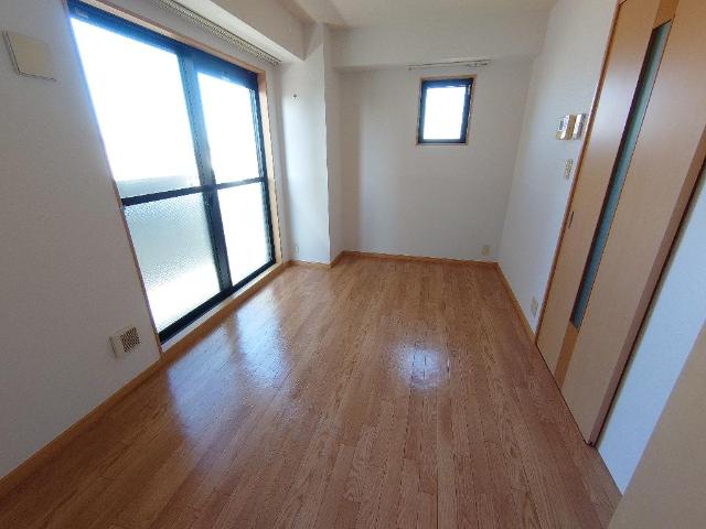 プロッシモ・オール 洋室