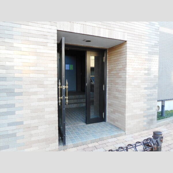 ラ・グラシューズ エントランス