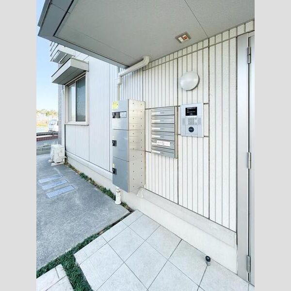 レスポワール　A207号室 A棟宅配ボックス・メールボックス