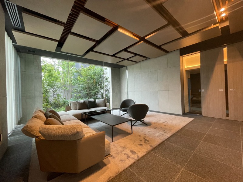 プラウド八幡山 エントランス