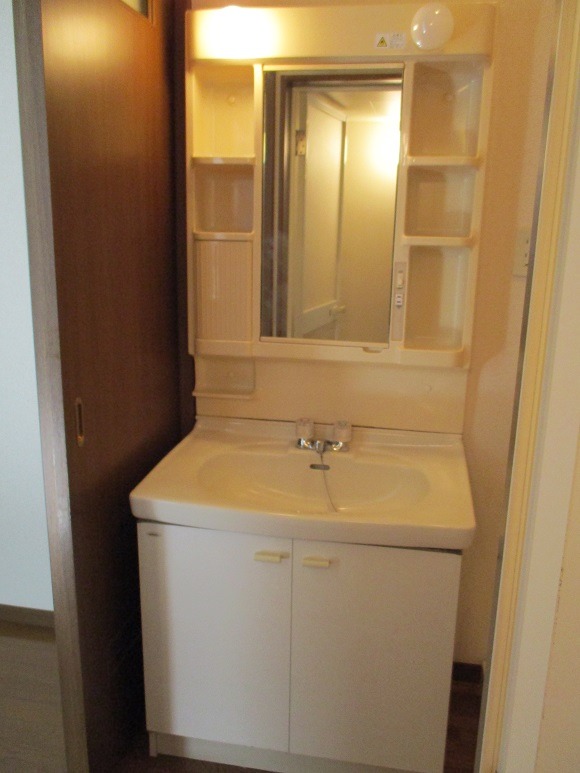 ハイグランド中井坂-ⅡA棟 洗面