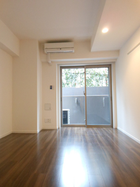 ガーラ・ヒルズ赤坂1階 ◆洋室◆