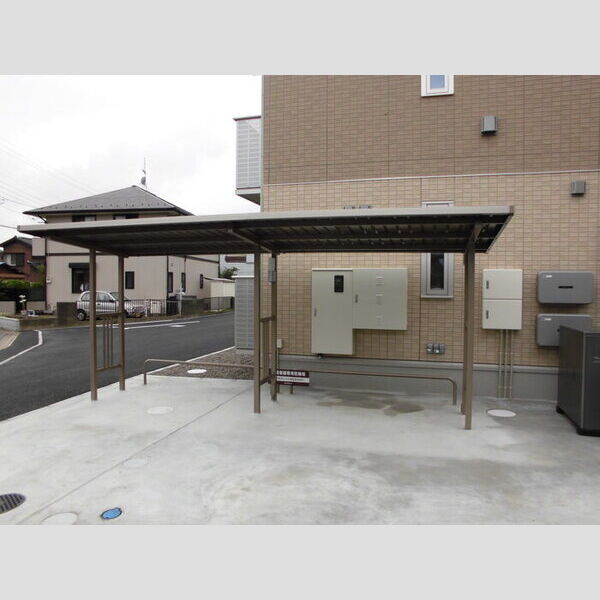 ピーノフォーリア　弐番館202号室 駐輪場