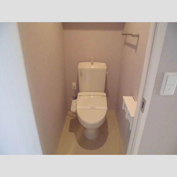 オーチャードK205号室 温水洗浄暖房便座