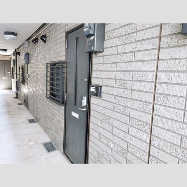 Flat*S101号室 共用廊下