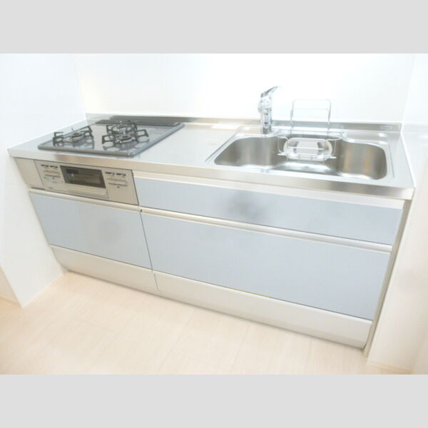 グラディート妙典206号室 3口ガスコンロ付システムキッチン