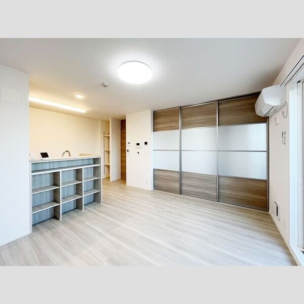 コンフォール古市場 ANNEX306号室 洋室