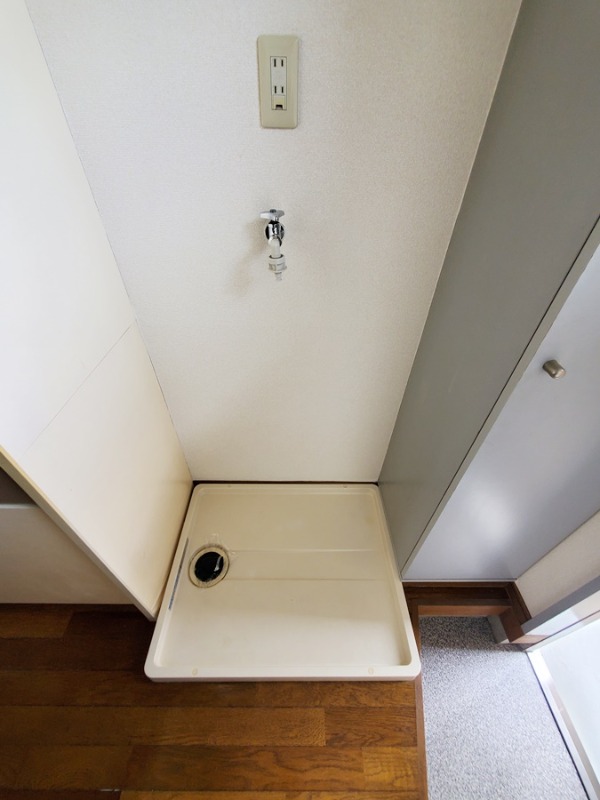 アムール和光2階 室内洗濯機置き場