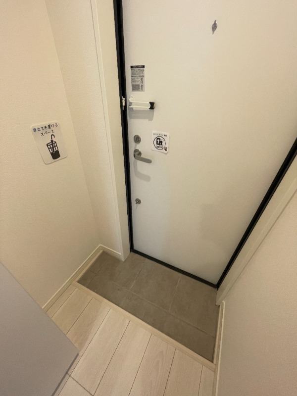 丘の上のフルール3階 玄関