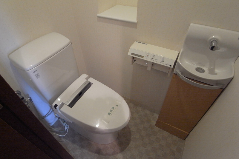 “クオリオ”アイリスパーク トイレ