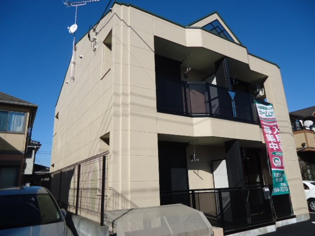 アーチャーガーデン 外観写真（昼）