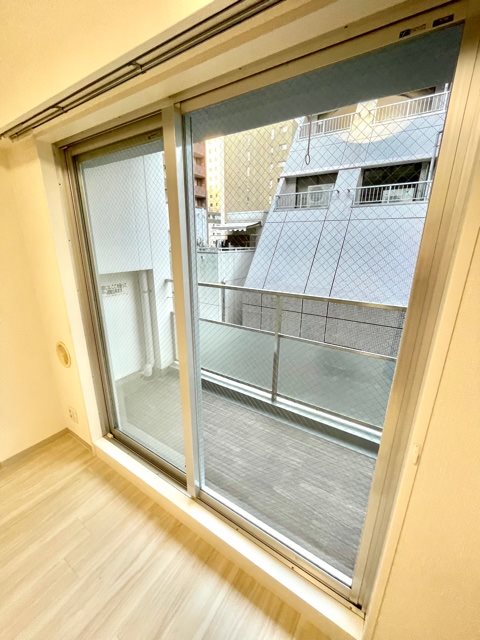 レジディア新川4階 バルコニー