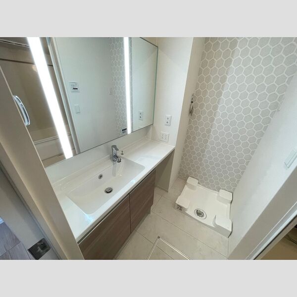 響 洗髪洗面化粧台