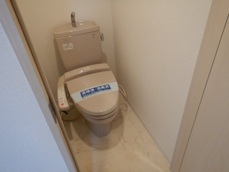 グランド・ガーラ横濱万世町11階 トイレ