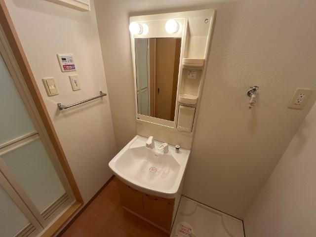 グリーンヒルズⅡ 洗髪洗面化粧台