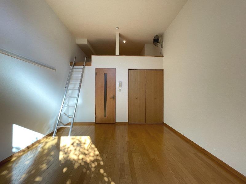 tant　mieux リビング