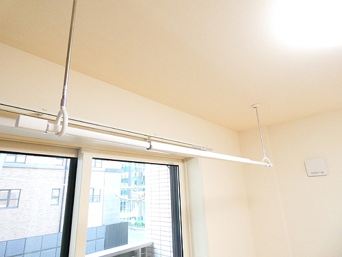 ルミケオ大手町2階 室内物干し竿