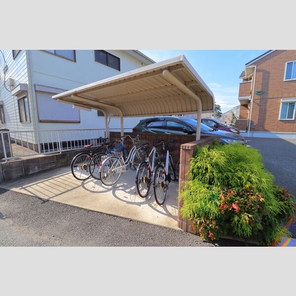 メゾン・ド・リッツ 駐輪場