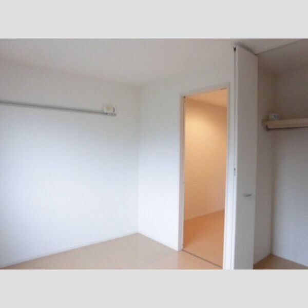 サントビーサウスヒル　A103号室 洋室6帖