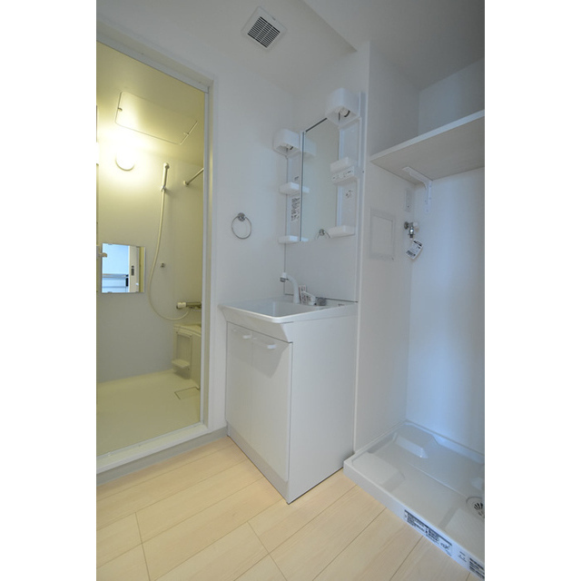 ユニバーサルスクエア新中野 内観