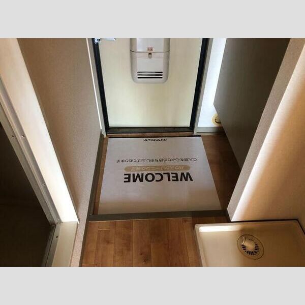 カーサベルデ203号室 玄関