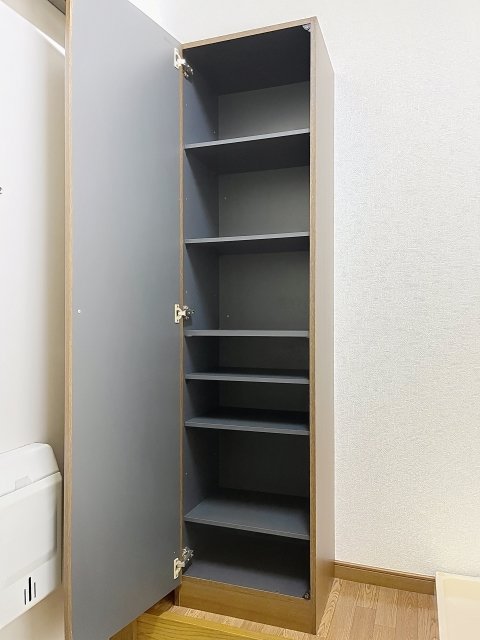 ＯＺ弐番街1階 靴入