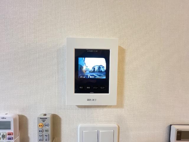 ルナ　クレセンテⅢ カメラ付インターホン