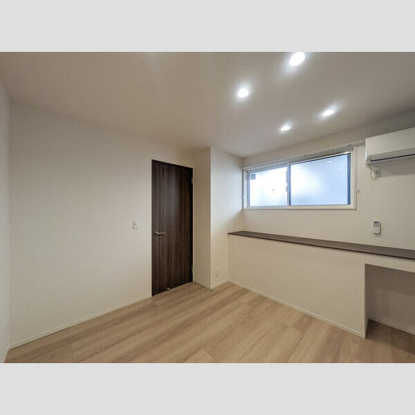 ノーブルヴィラ曙町203号室 洋室