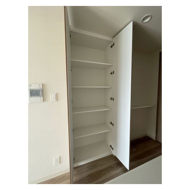 プレサンスブルーム浅草 キッチン脇