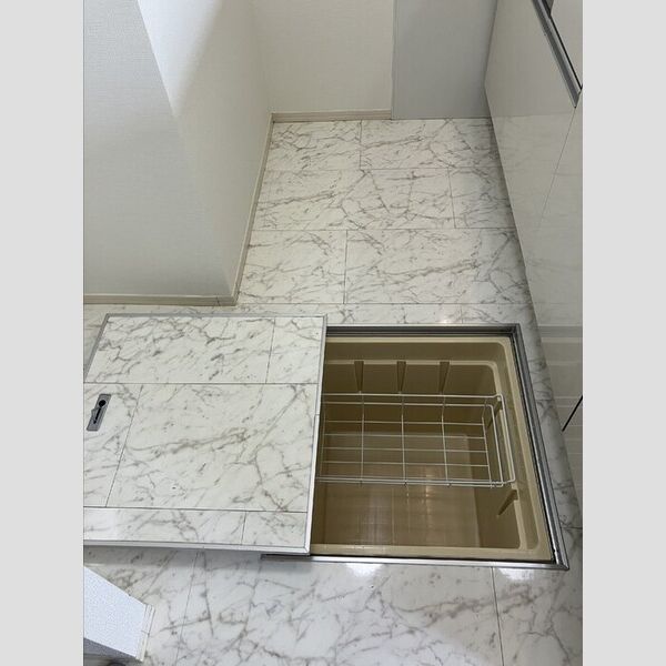 カーサエミネンス 床下収納