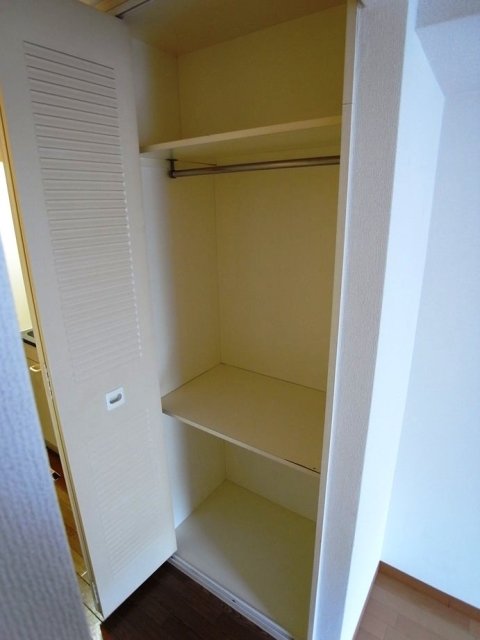 パーク・ノヴァ横浜・参番館7階 クローゼット