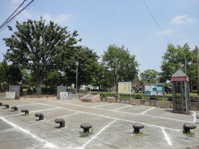 ガーデンヒルズNAKAYAMA参番館 安行出羽公園まで230ｍ