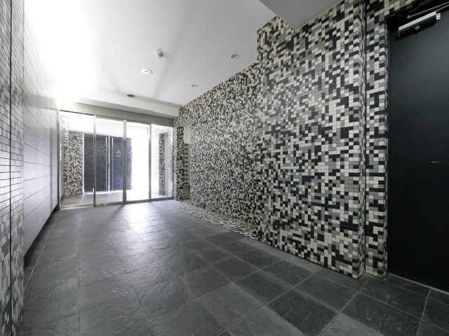 PREMIUM CUBE 不動前DEUX2階 外観