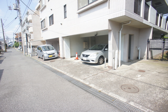 フェリーチェ八千代台0403号室 駐車場