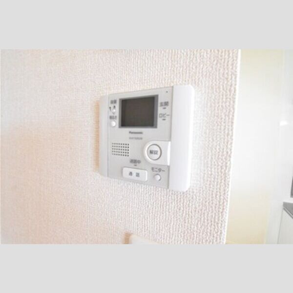 K・fines　A棟303号室 モニターインターホン