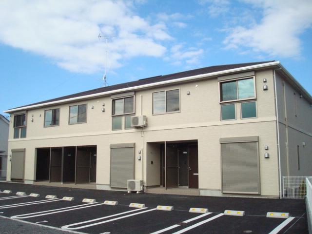 ブロッサム 外観写真（昼）