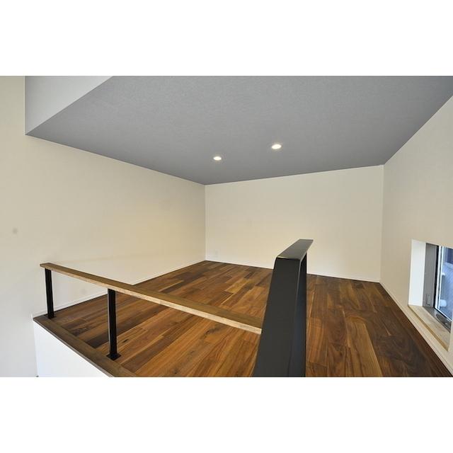 チトフナアパートメント2階 その他