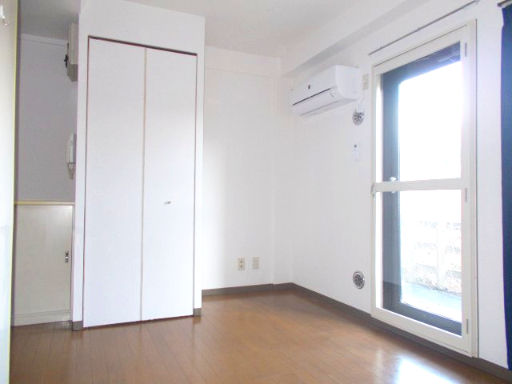 アンタント相原12号室 リビング