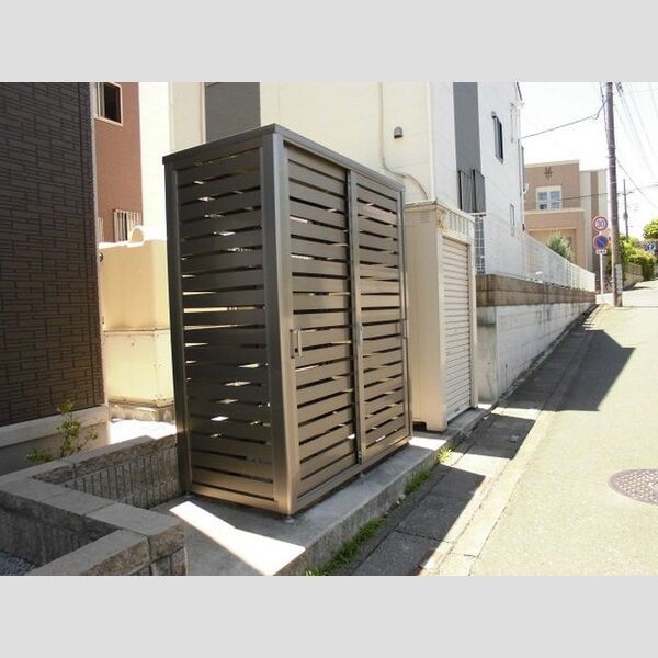 Bell Green303号室 ゴミ集積所