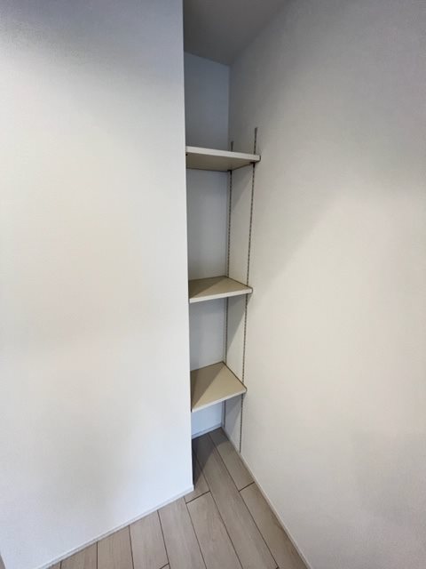 グランパティオス公園西の街５番館 収納