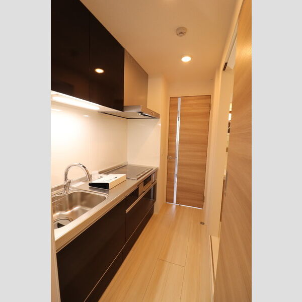 インペリアルヒルズ108号室 同建物別部屋の参考画像