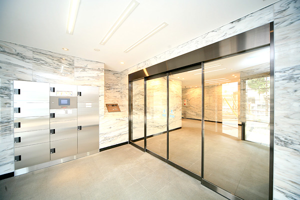 レジディア広尾南 エントランス